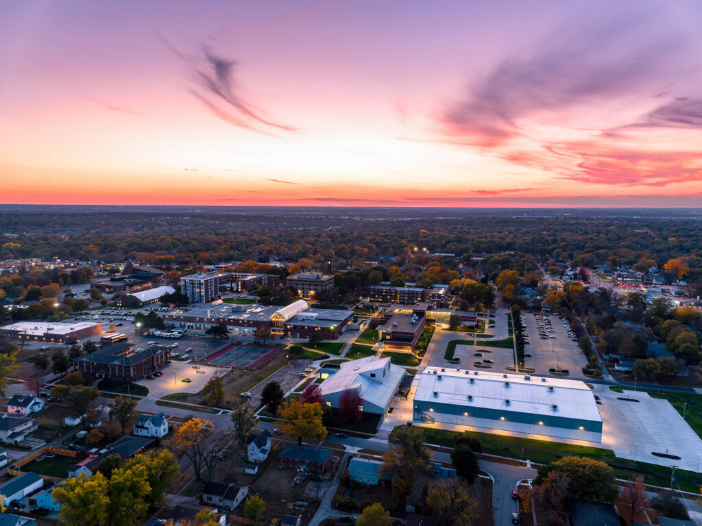 Landscape photo of Union Adventist University campus
