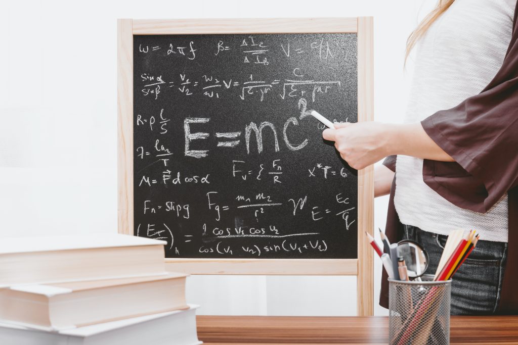 E2 = MC(n)