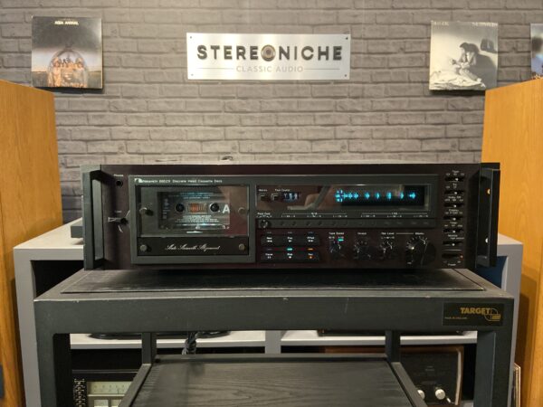 Nakamichi 680ZX front shot