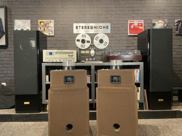Pioneer HPM-1500 backs