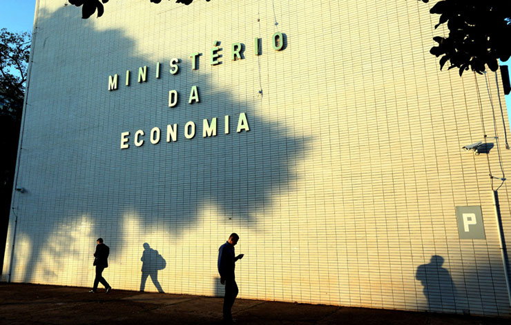 Ministério da Economia recebe aval para novo edital - Prédio