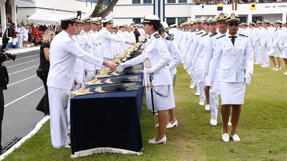 Concurso Marinha SMV tem inscrições abertas para oficiais - Cerimonia