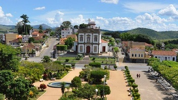 Concurso Carmo RJ recebe inscrições para mais de 50 cargos - Igreja