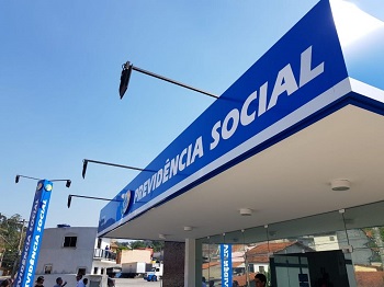 Concurso INSS, aliados do governo questionam corte no orçamento - Frente