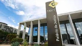 Edital com 112 vagas de técnico e analista Concurso TJDFT - Prédio