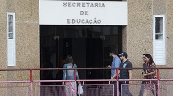 Concurso SEDF inicia escolha da banca; provas até junho! - Frente