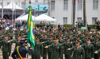 Concurso ESA libera Edital com 1.100 vagas para sargentos - Marcha