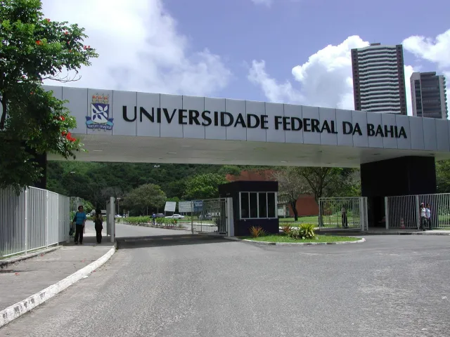 Concurso UFBA terá 97 vagas para técnicos; Idecan será a banca. - fachada Universidade Federal da Bahia