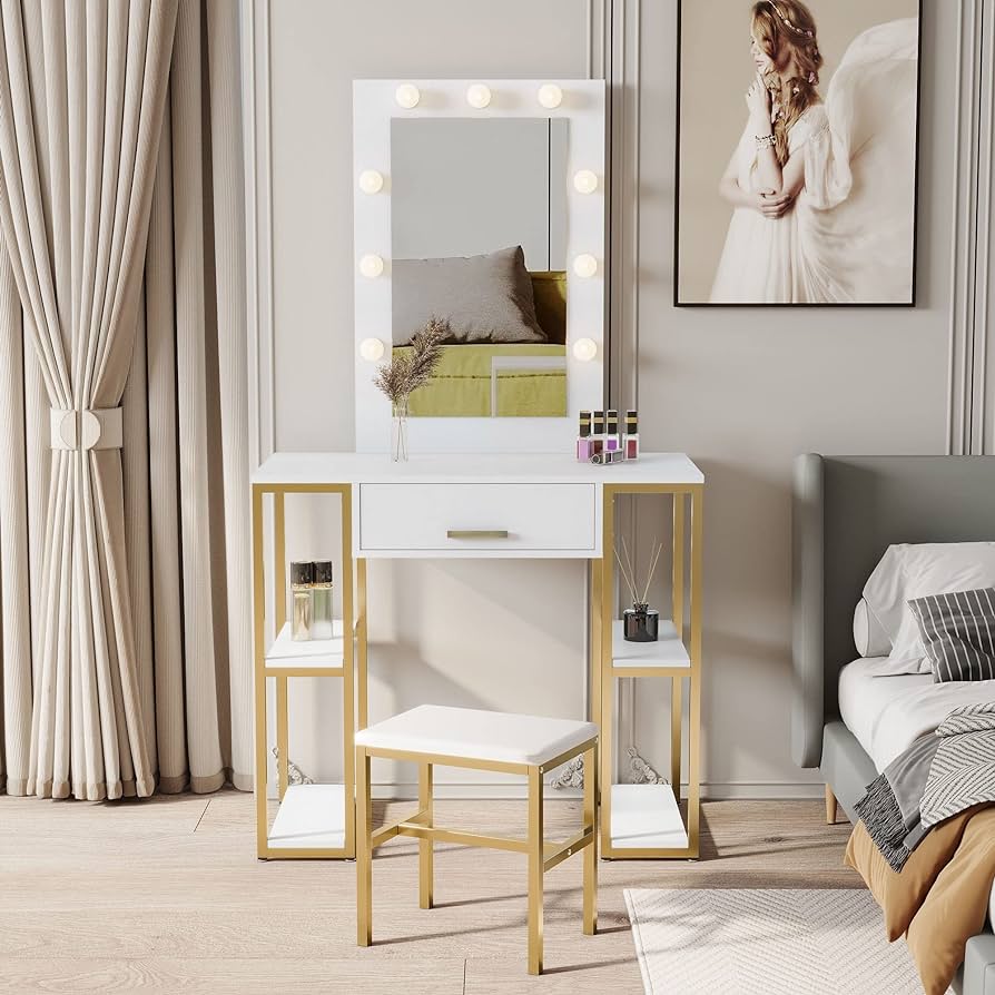 Elegant Mirrors: Combining Functionality with Aesthetic Appeal
