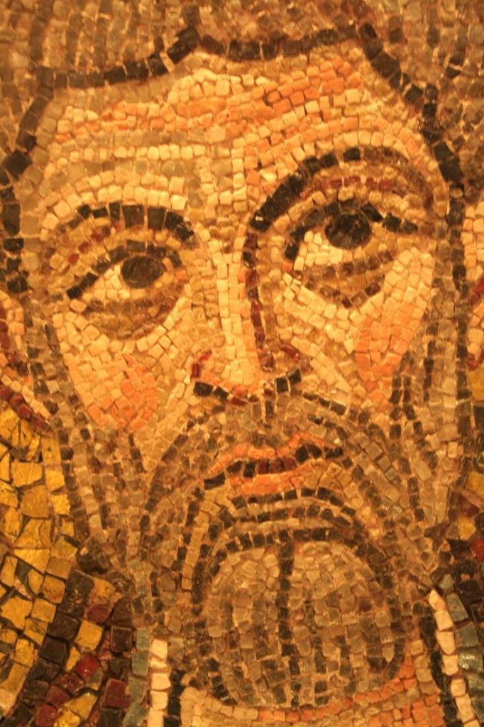 Fragment from the old Ravenna Cathedral. Note how the tesserae follow the form of the face