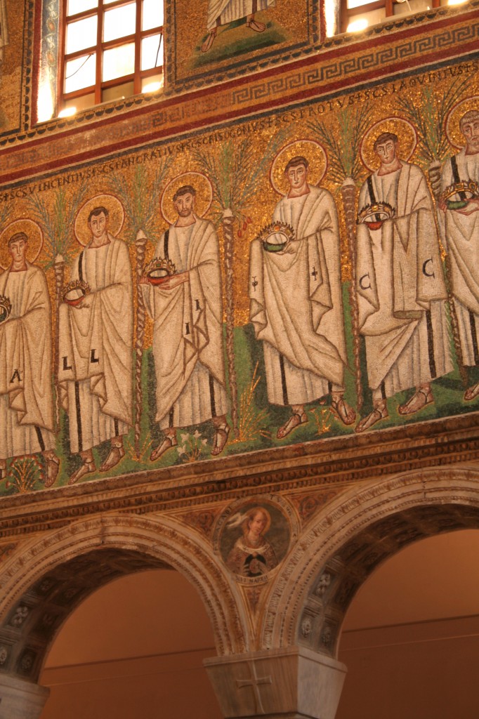 25 Apollinare Nuovo, Ravenna, 6th century