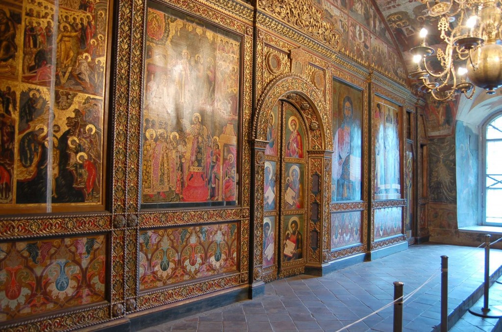 17th-century carved and polychromed iconostasis, Yaroslavl, Russia