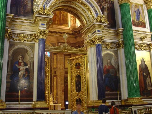 St. Issac Cathedral, St. Petersburg, Iconostasis with gemstone columns