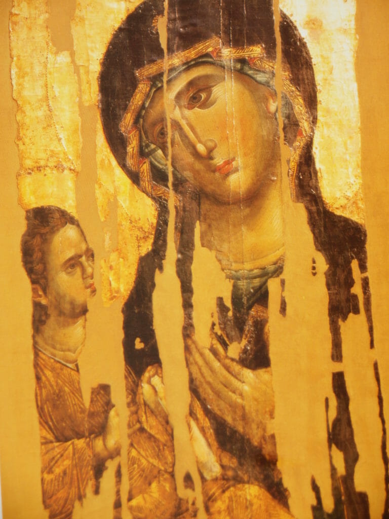 Byzantine panel icon of the Theotokos Hodegetria from the mid 13th century, demonstrating a gilded background and very fine ‘assiste’ gilding on the painted surface, Hilandar monastery, Mount Athos 