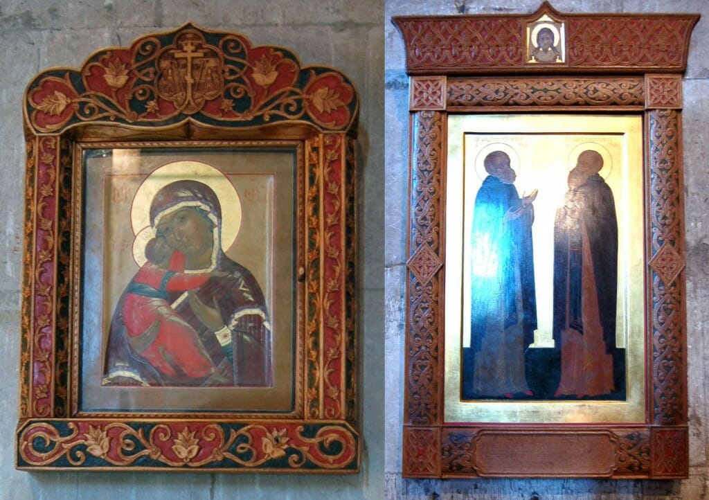A pair of contemporary carved icon frames at the Andronikov Monastery in Moscow. Notice how the colors used to highlight the carving coordinate with the colors in the icons.