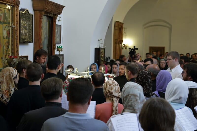 A service at the Moscow Representation of the Holy Trinity-St. Sergius Monastery with the participation of American singers who took part in the master class, organized by the Patriarch TIkhon Russian-American Music Institute (PaTRAM). July 2015