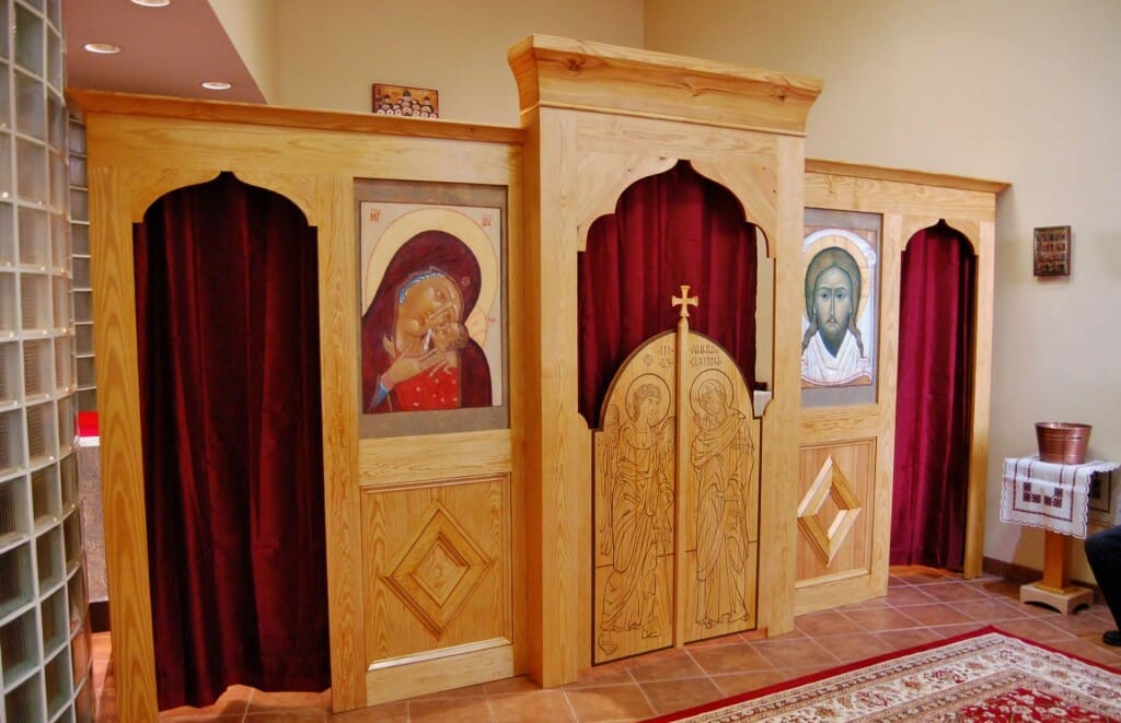 The iconostasis installed in the temporary meeting space of the mission community.