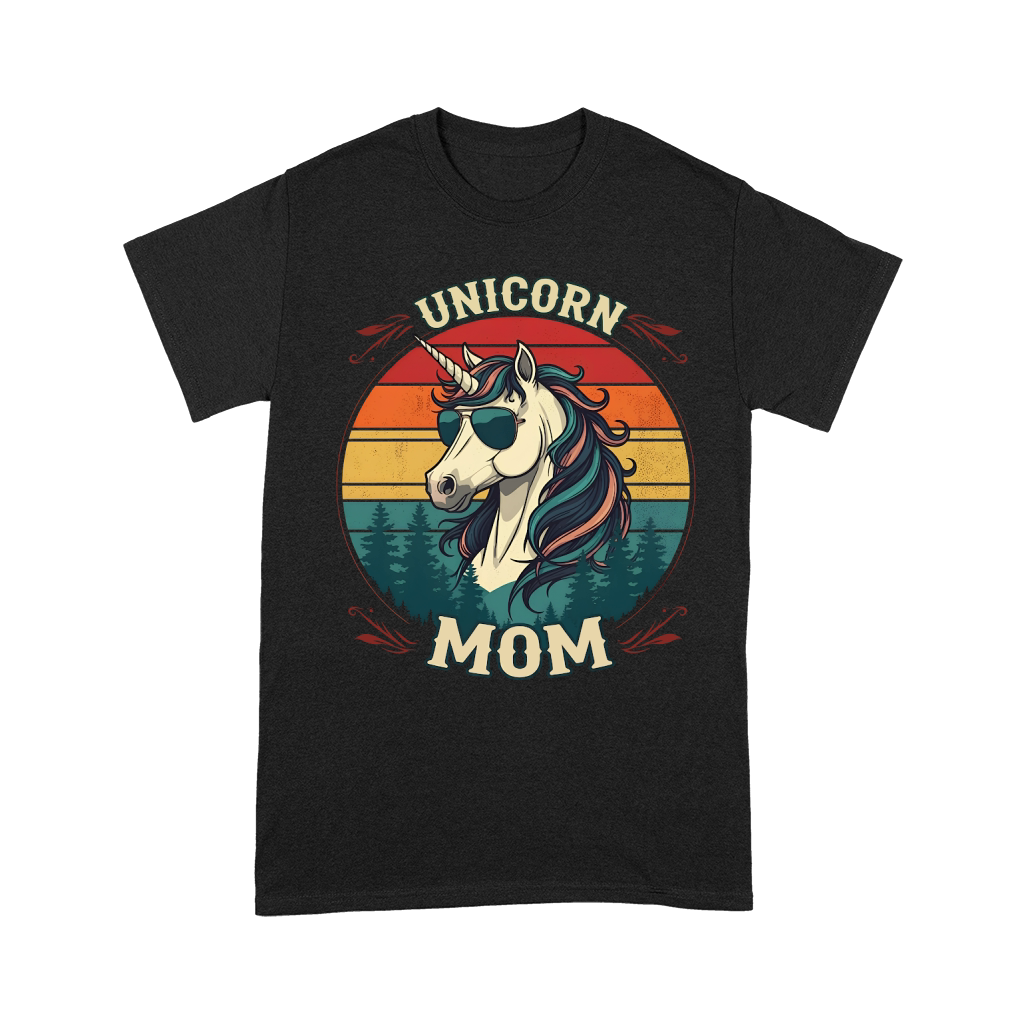 Unicorn mom Unisex T-Shirt