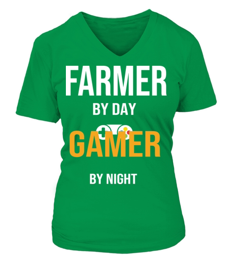farmer by day gamer by night V-neck T-Shirt Woman