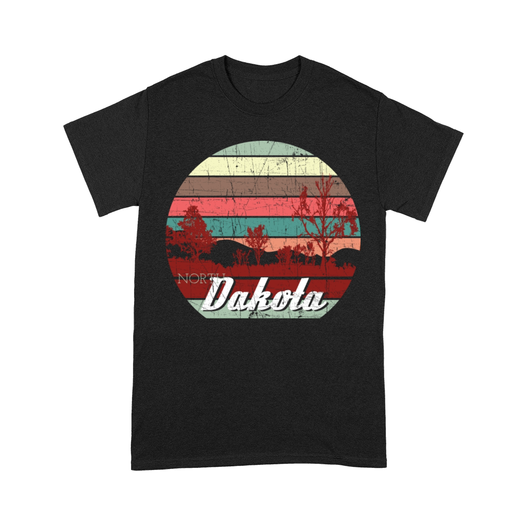 Retro Color Distressed Design North Dakota Travel Unisex T-Shirt