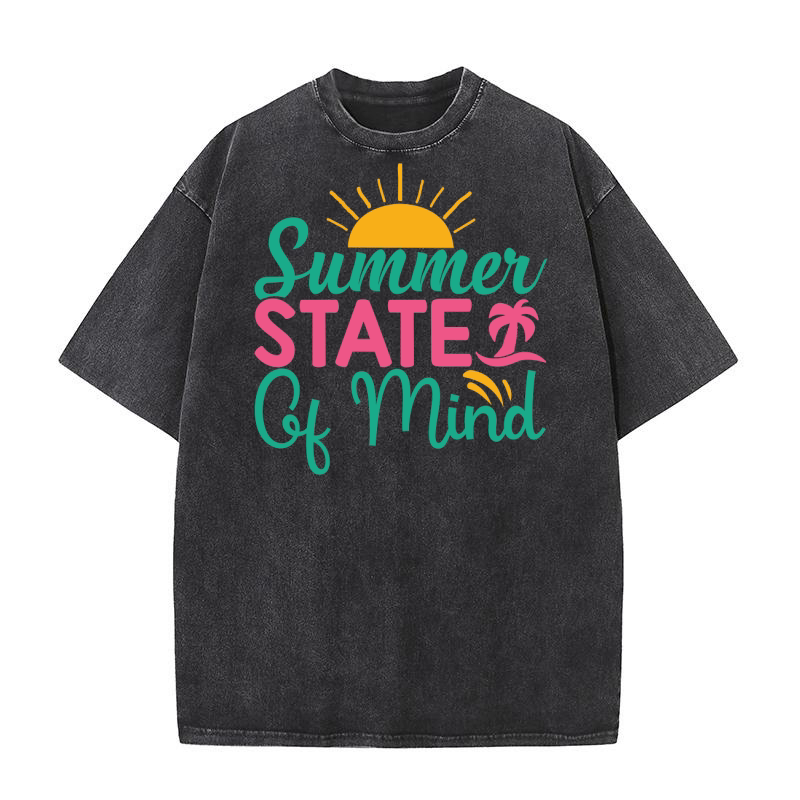 Summer state of mind Washed T-Shirt