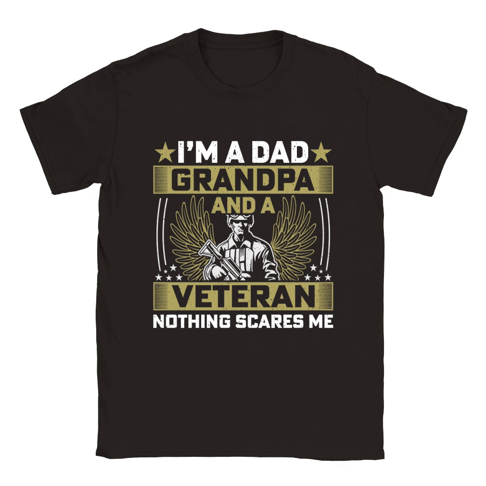 Im a dad grandpa and a veteran nothing scares me Classic Kids Crewneck T-shirt
