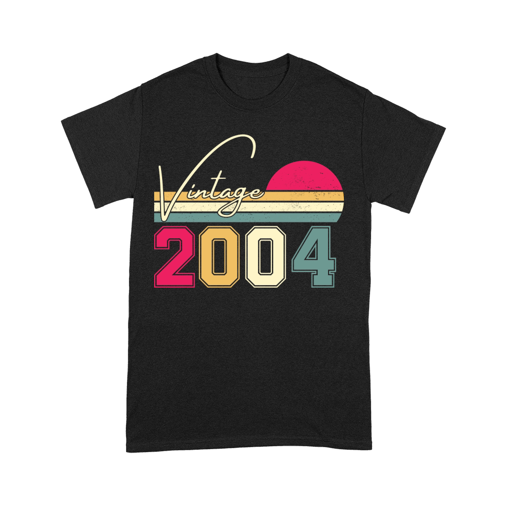 Birthday  Vintage Classic Born In 2004 Premium T-shirt