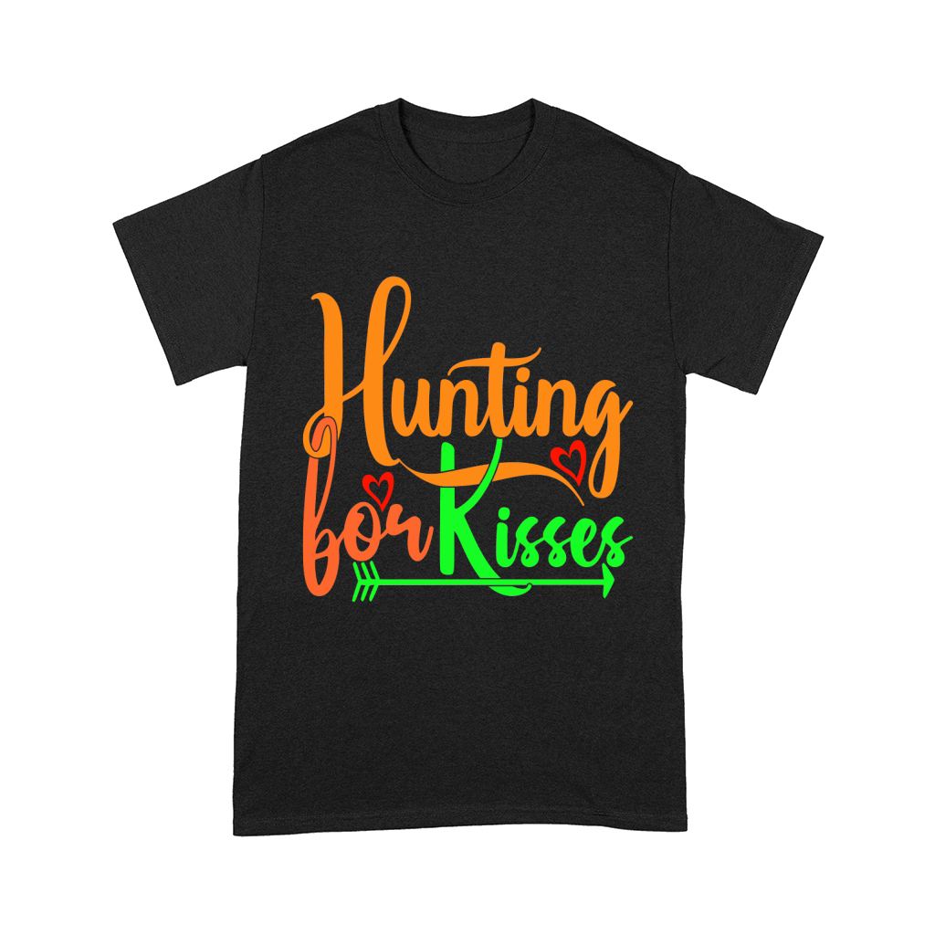 Hunting For Kisses 1 Comfort T-shirt
