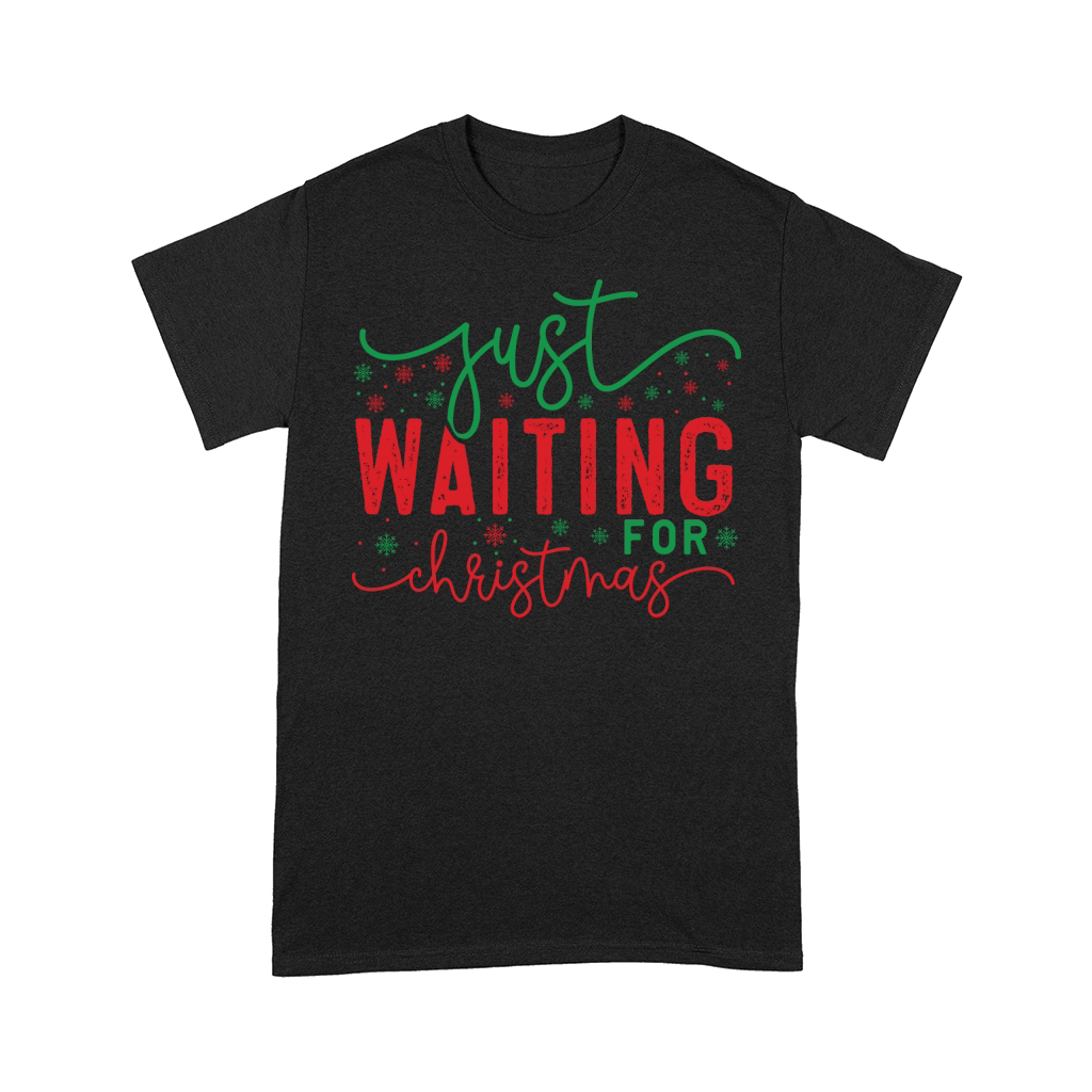 Just waiting for christmas 4 02 Comfort T-shirt