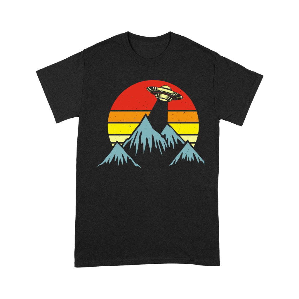Vintage UFO Alien mountain Unisex T-Shirt