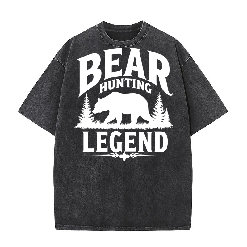 Bear huting legend Washed T-Shirt