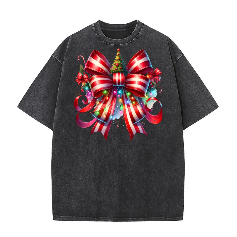 Christmas bow 13 11 Washed T-Shirt