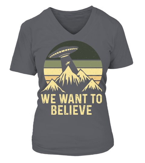 Vintage UFO Alien We want to Believe V-neck T-Shirt Woman