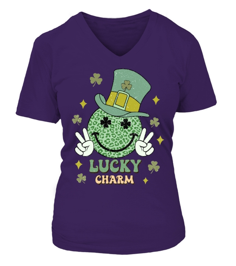 Retro St Patricks Day lucky charm V-neck T-Shirt Woman