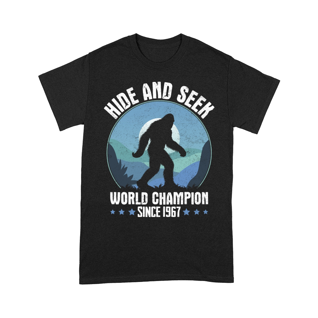 hide and seek world champion since 1967 Comfort T-shirt