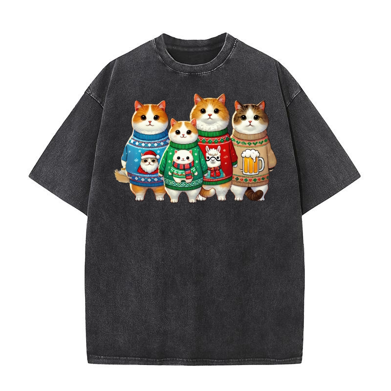 Cute Christmas Cats in Sweaters Washed T-Shirt