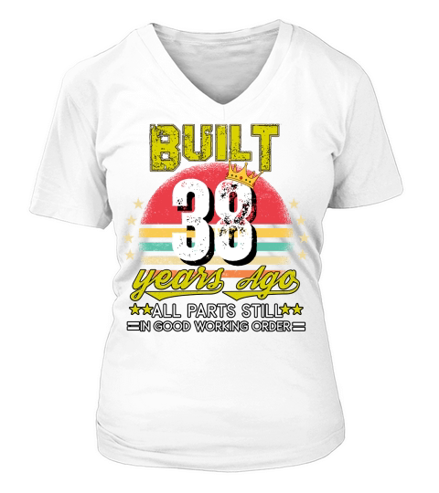 Vintage Birthday 38 V-neck T-Shirt Woman