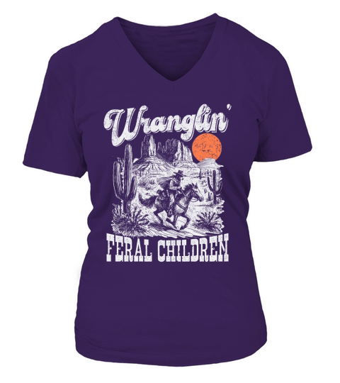 Raccoon Cowboy White V-neck T-Shirt Woman