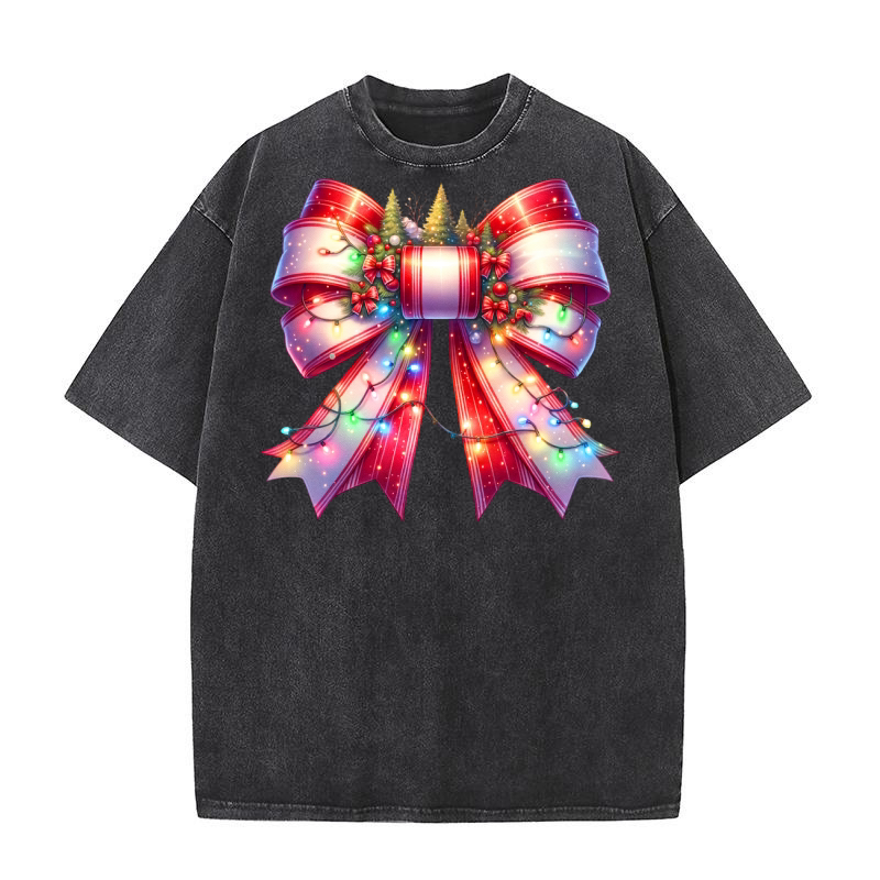 Christmas bow 13 04 Washed T-Shirt