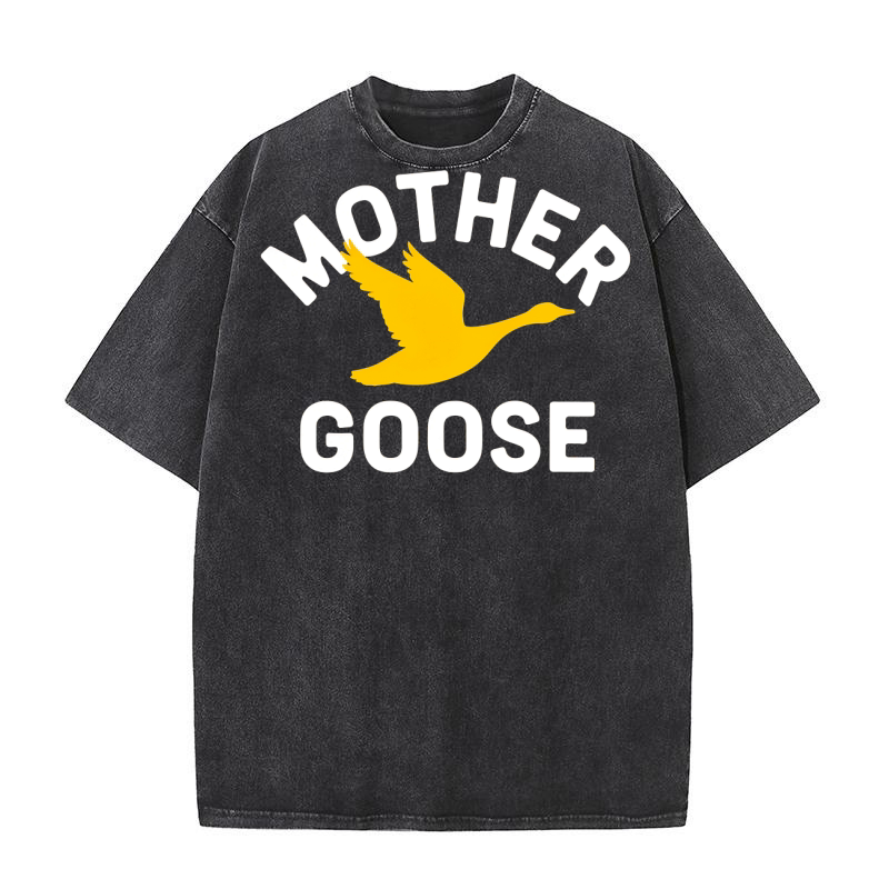 Mother goose Washed T-Shirt