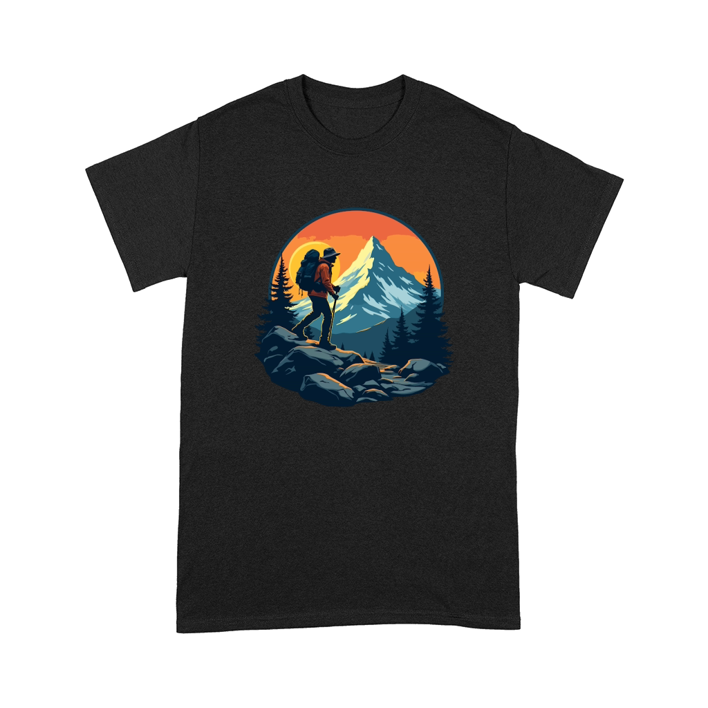 Mountain explorer hiking adventure Illus 02 Comfort T-shirt