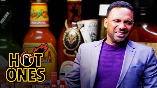 Mike-Epps-Gets-Crushed-by-Spicy-Wings-Hot-Ones