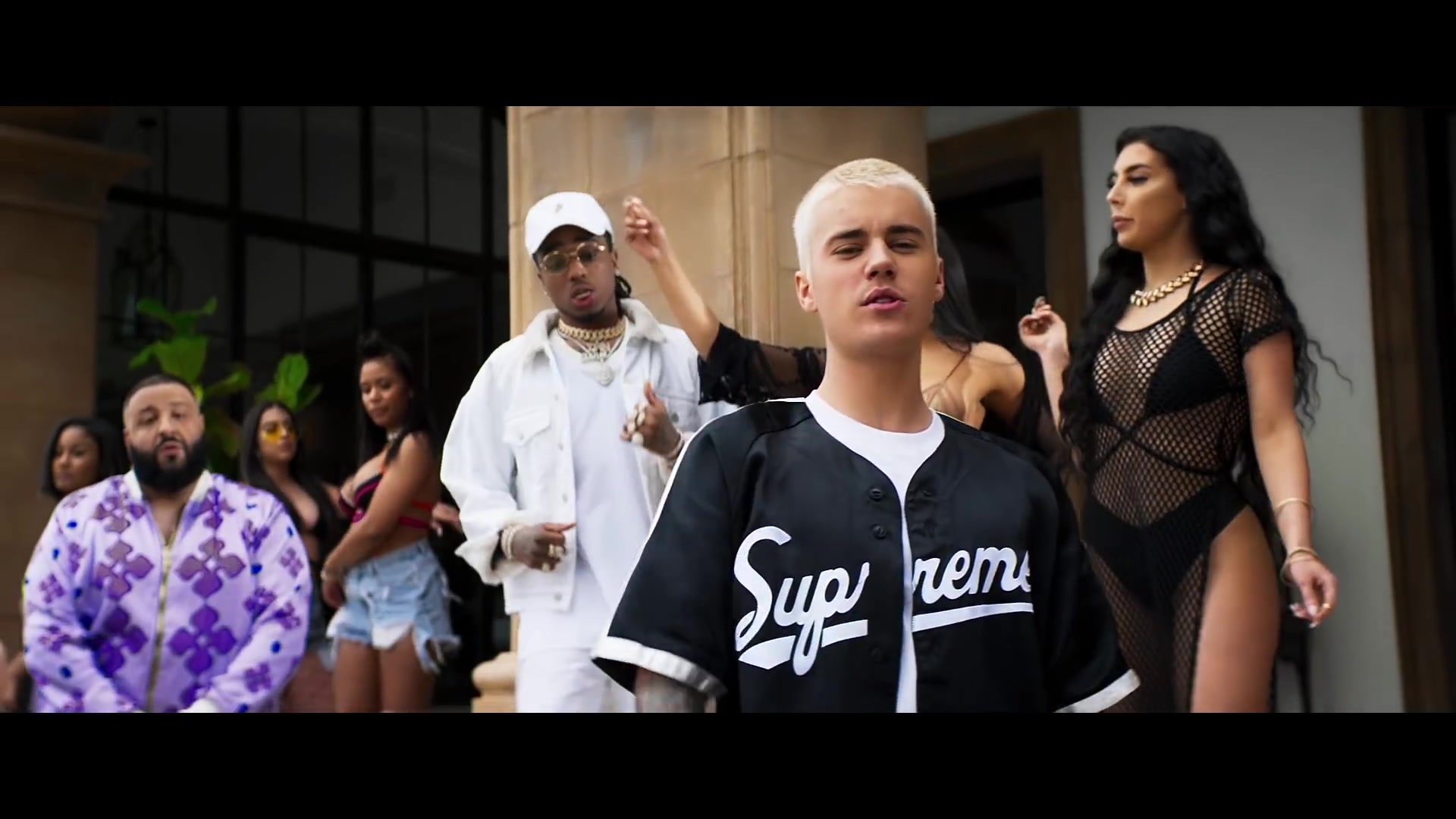 Dj Khaled I M The One Feat Justin Bieber Quavo Chance The Rapper Lil Wayne Video Mixtape Tv
