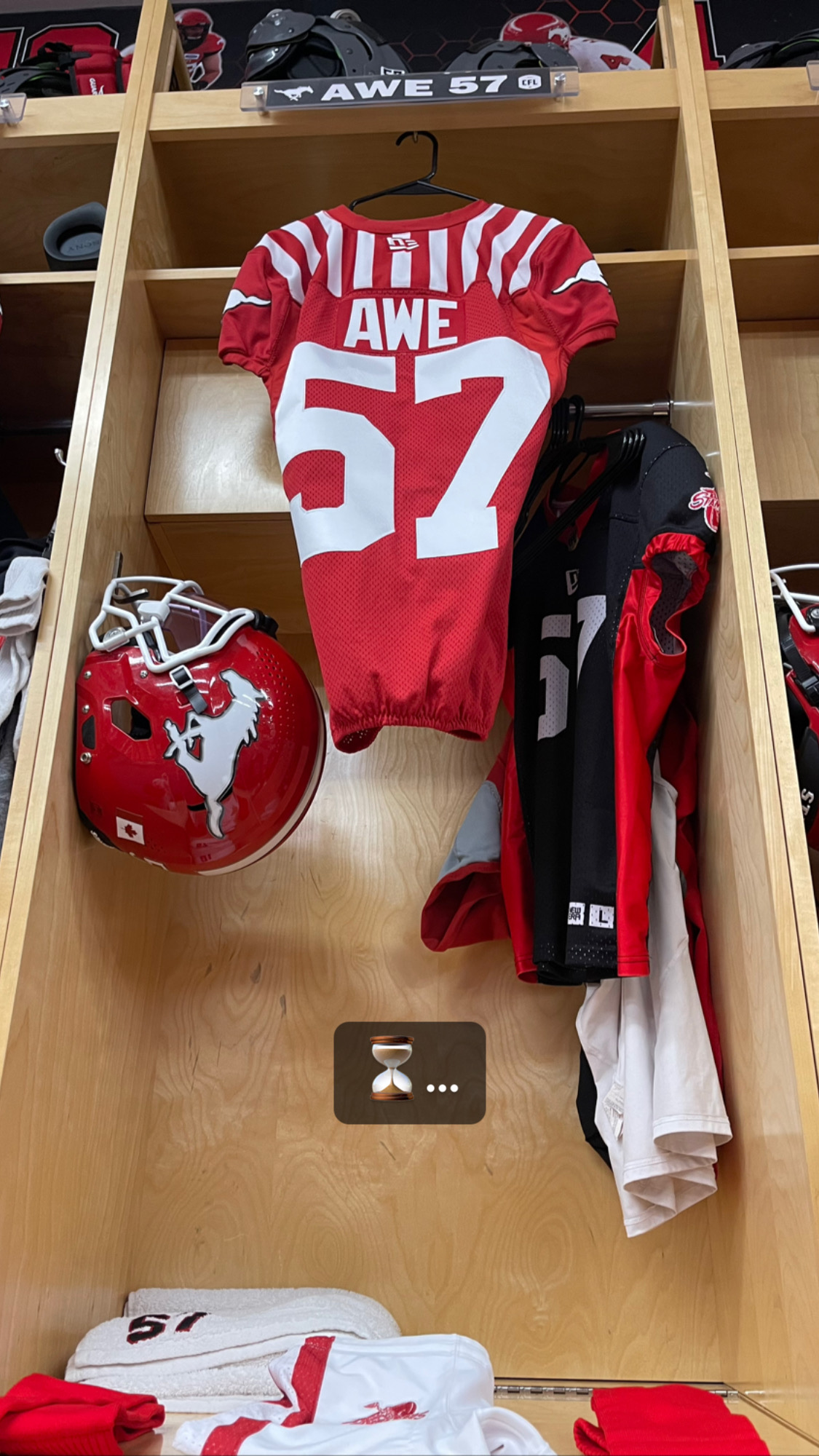 Watch micah awe's middle linebacker film