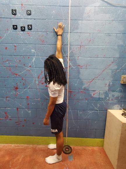 Watch emmett young's defensive end film