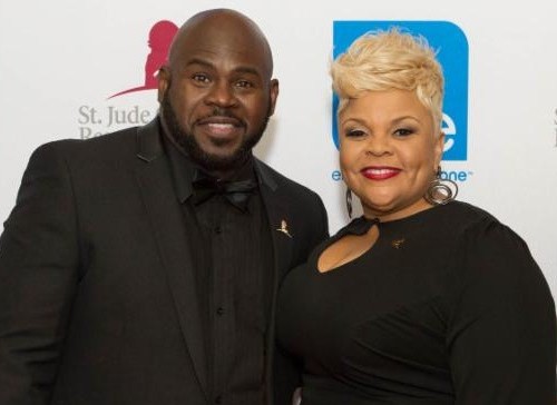 David and Tamela Mann are honored with the St. Jude Star for their Fundraising, Awareness and Advocacy Efforts for the Hospital.
